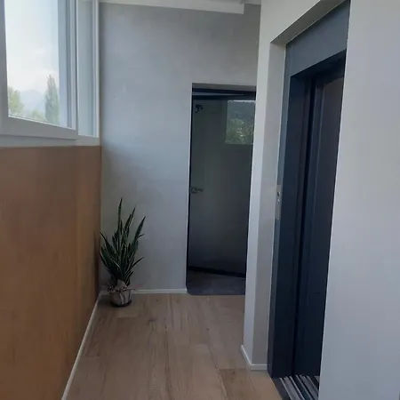 Zafferano 3*